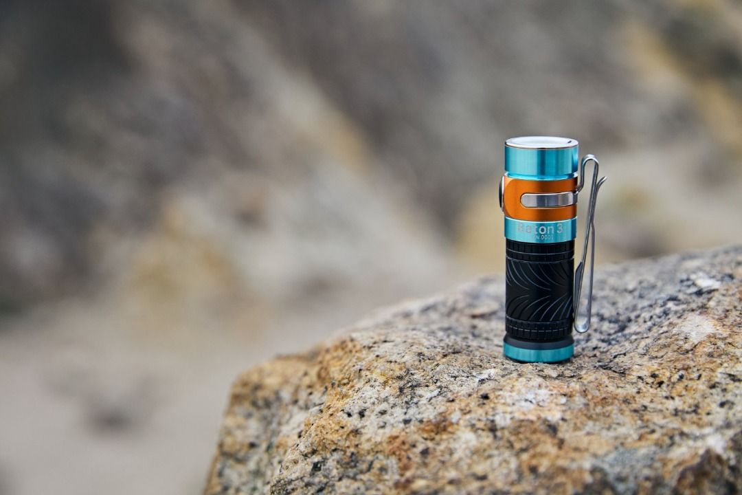 (Limited Edition) Olight Baton 3 Roadster EDC Flashlight