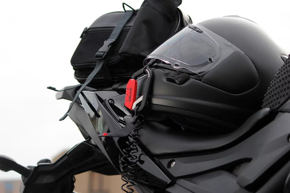 Crops Japan ELK Carabiner Hook With Number Lock & Coil Cable