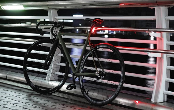 Crops Japan Intelligent Brake Sensor Bicycle Rear Light