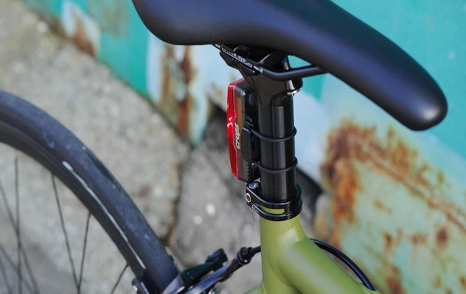 Crops Japan Intelligent Brake Sensor Bicycle Rear Light