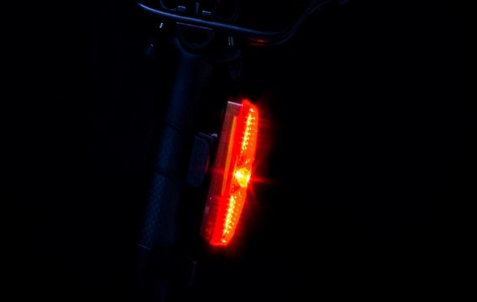 Crops Japan Intelligent Brake Sensor Bicycle Rear Light