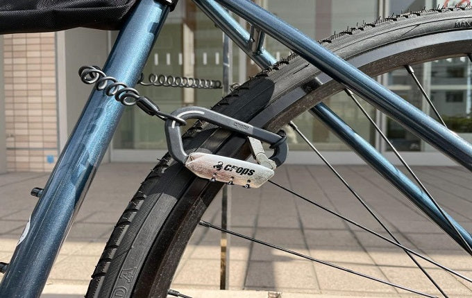 Crops Japan ELK Carabiner Hook With Number Lock & Coil Cable