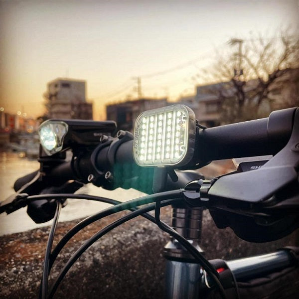 Crops Japan Scenes SC-100W Bike Front Light (Warning Light)